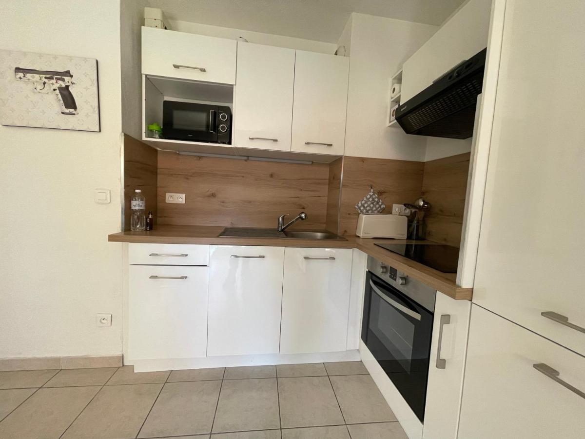 Studio Avec Jardin - Garage - 500M Des Plages Ментона Экстерьер фото